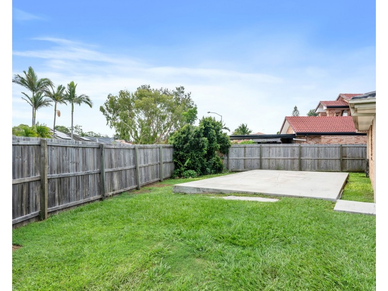 2 Saale Court, Meadowbrook QLD 4131