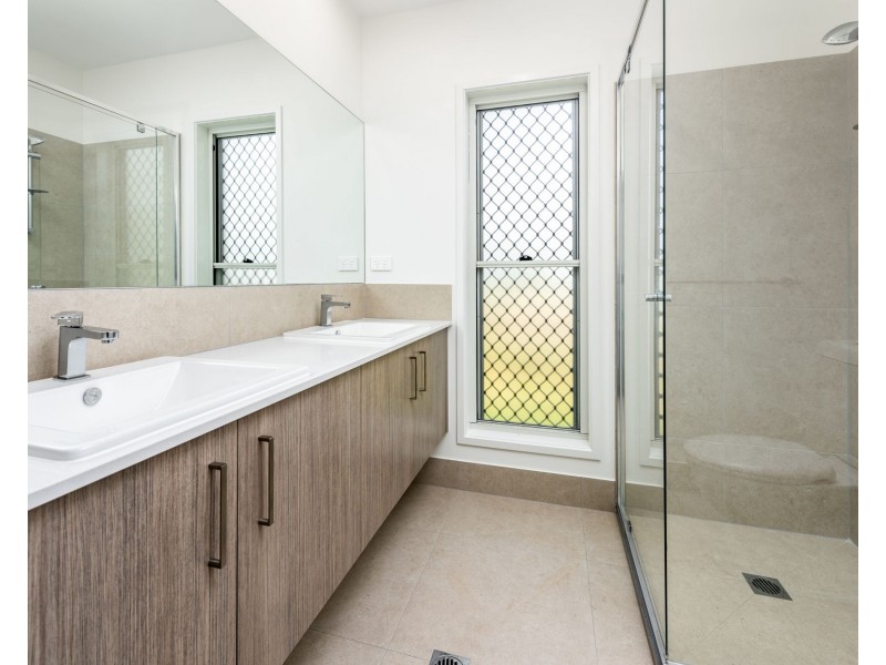 18 Rennell Street, Bargara QLD 4670