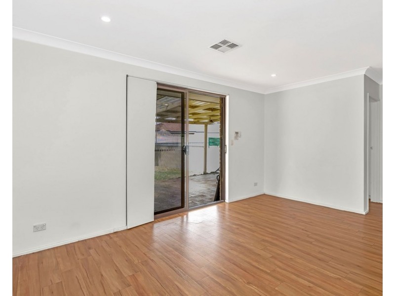 12 Palamuna Court, Hillman WA 6168