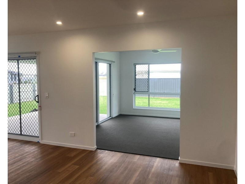 8 Verona Street, Norville QLD 4670