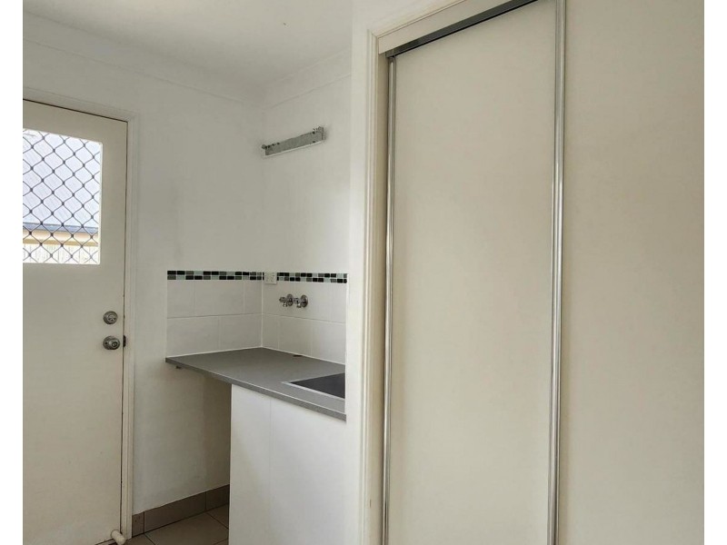 17 Neville Drive, Branyan QLD 4670