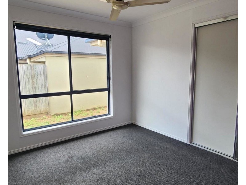 17 Neville Drive, Branyan QLD 4670