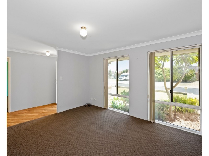 6 Killarney Retreat, Meadow Springs WA 6210