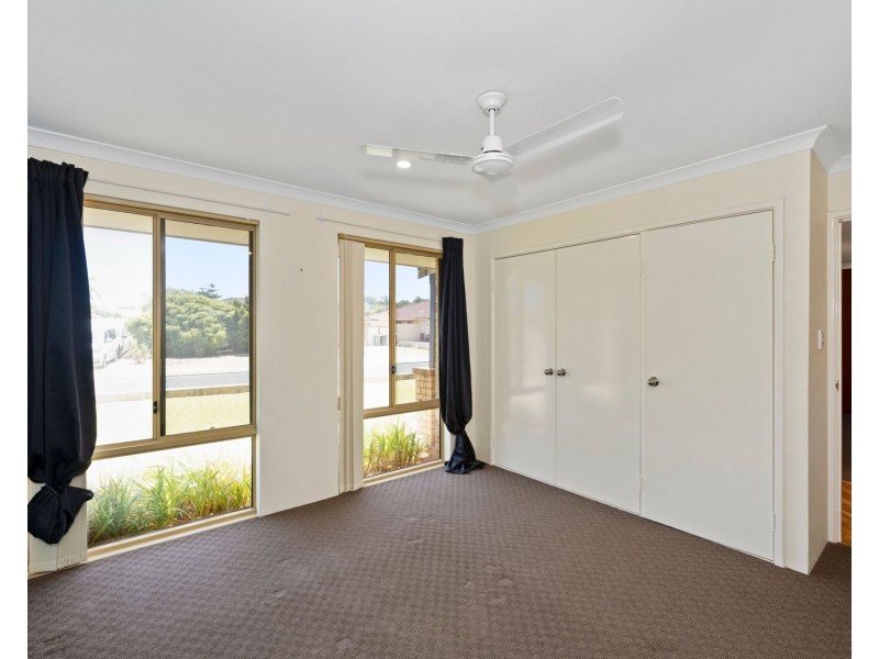 6 Killarney Retreat, Meadow Springs WA 6210