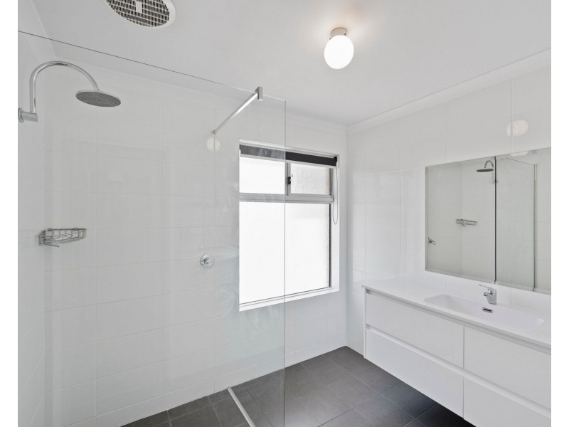 6 Killarney Retreat, Meadow Springs WA 6210