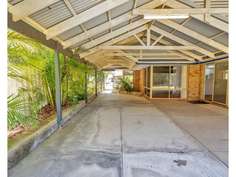 6 Killarney Retreat, Meadow Springs WA 6210