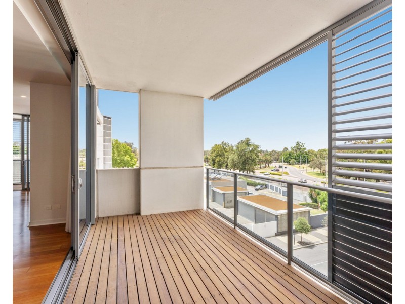 309/2 Moreau Parade, East Perth WA 6004