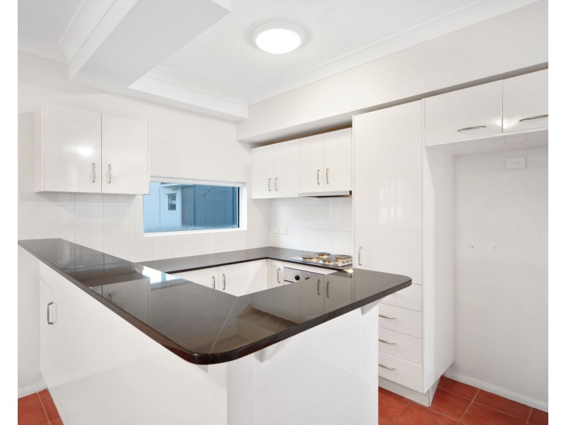 8/78 Berrima Street, Wynnum QLD 4178