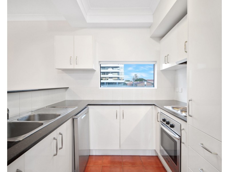8/78 Berrima Street, Wynnum QLD 4178