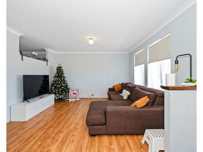 34 Benbecula Loop, Port Kennedy WA 6172