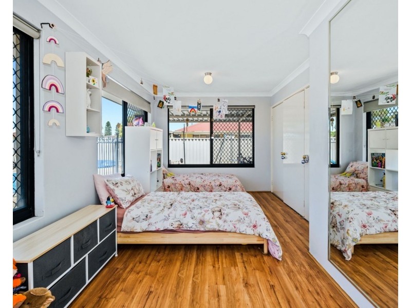 34 Benbecula Loop, Port Kennedy WA 6172