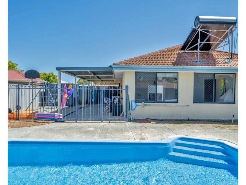 34 Benbecula Loop, Port Kennedy WA 6172