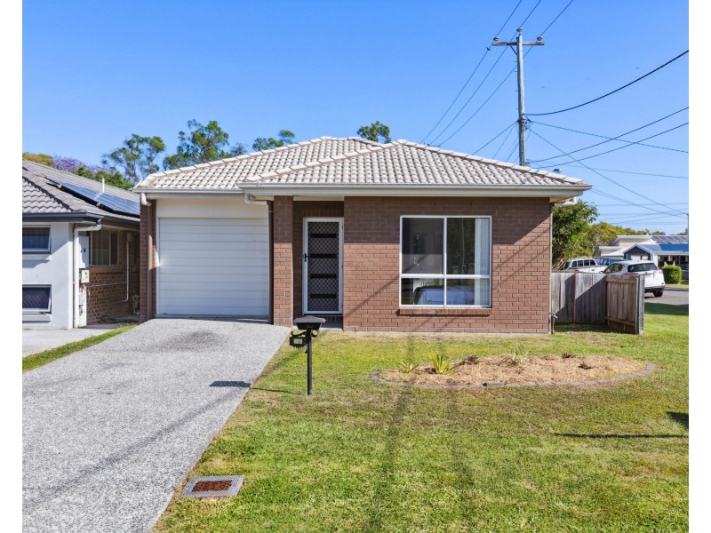 76 Burralong street, Deagon QLD 4017