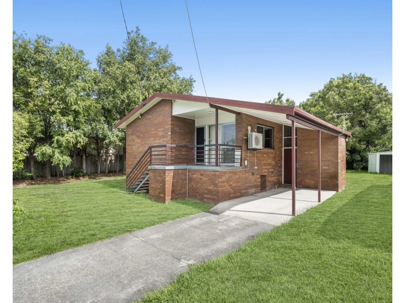 126 Cameron Pde, Wynnum QLD 4178