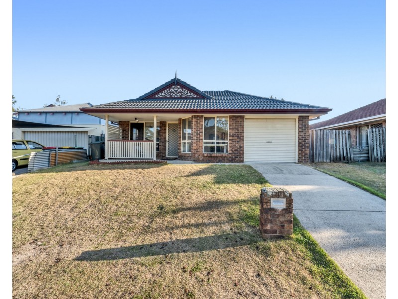 27 Manitoba Place, Wavell Heights QLD 4012