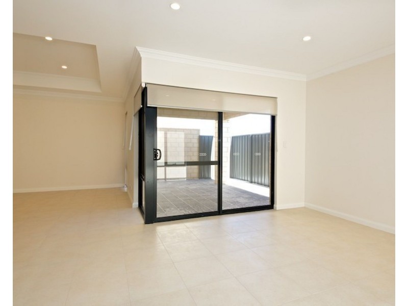 34 Noonan road, Caversham WA 6055