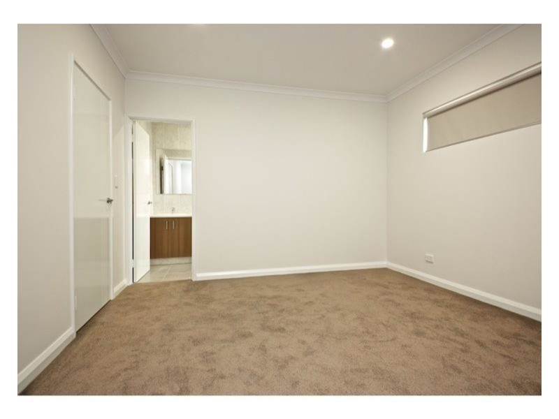 34 Noonan road, Caversham WA 6055