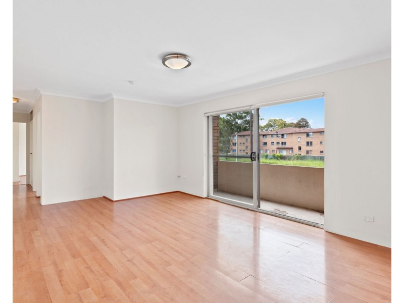 8/165 Willarong Road, Caringbah NSW 2229