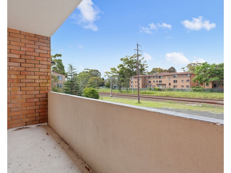 8/165 Willarong Road, Caringbah NSW 2229