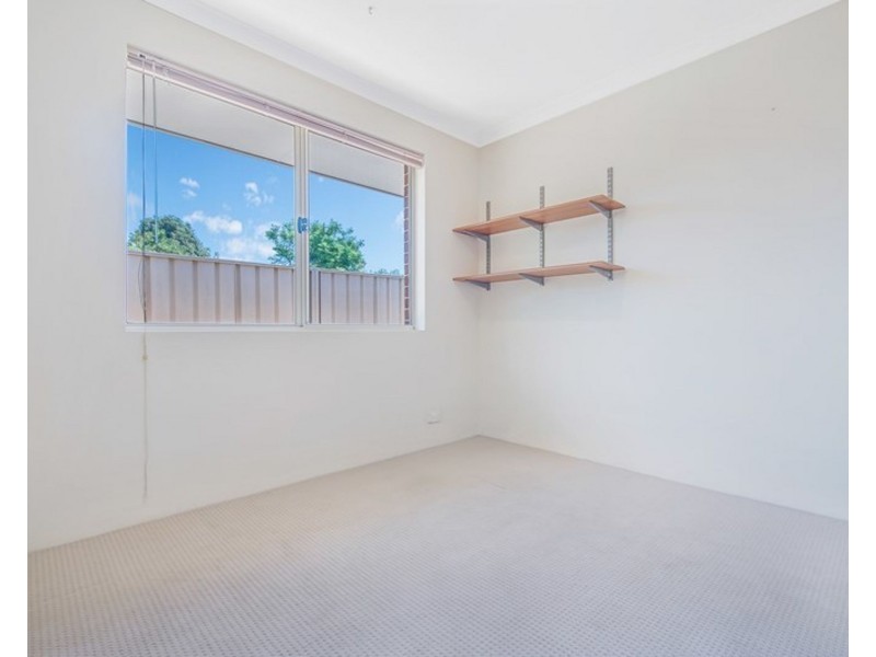 22 TRITONIA RISE, Thornlie WA 6108