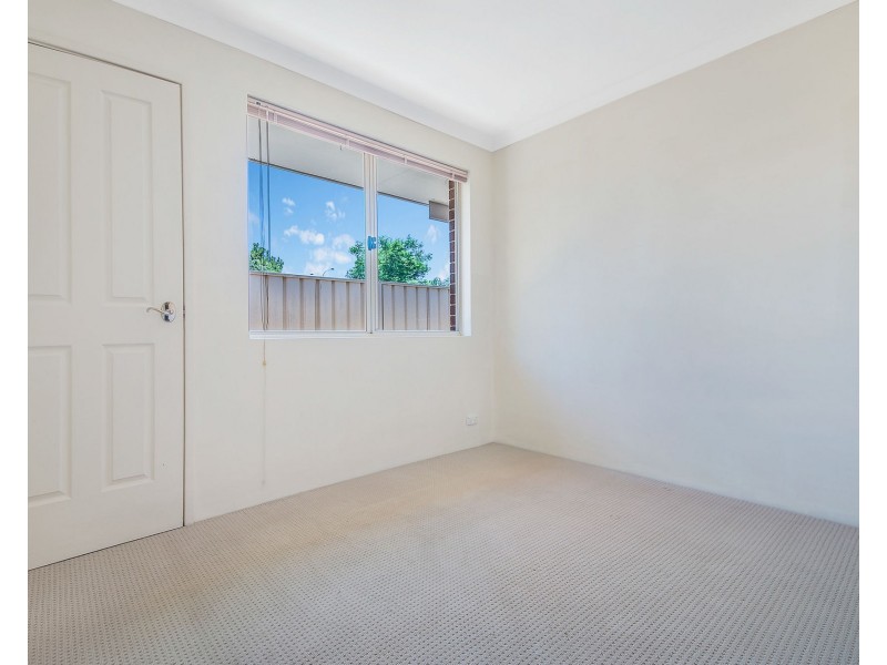 22 TRITONIA RISE, Thornlie WA 6108
