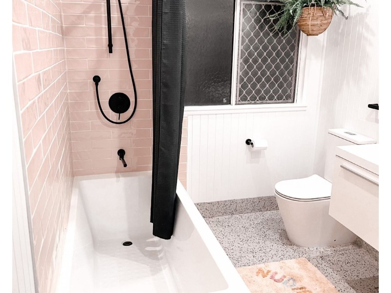 48 Truro Street, Torquay QLD 4655