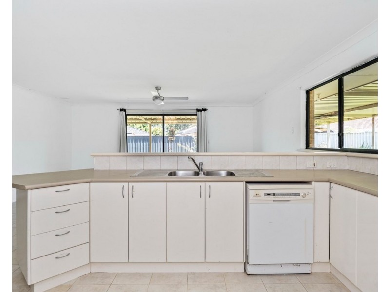 1 Abers Mews, Port Kennedy WA 6172