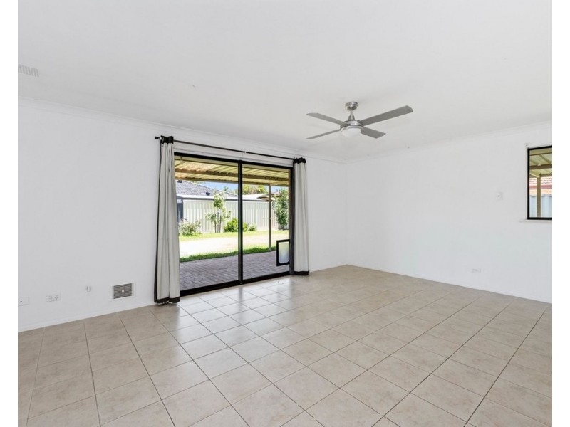 1 Abers Mews, Port Kennedy WA 6172