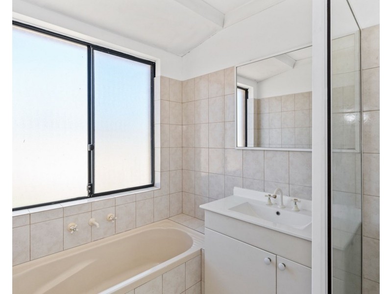 1 Abers Mews, Port Kennedy WA 6172