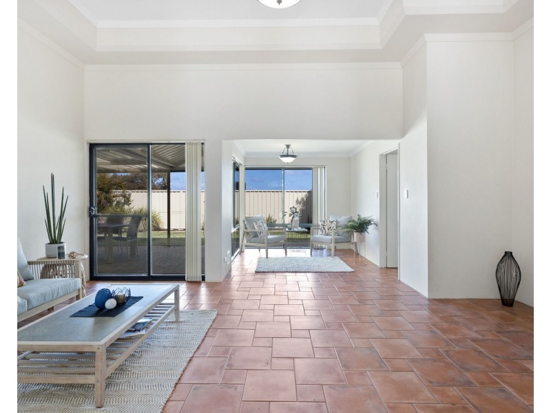 17 Halfpenny Chase, Iluka WA 6028