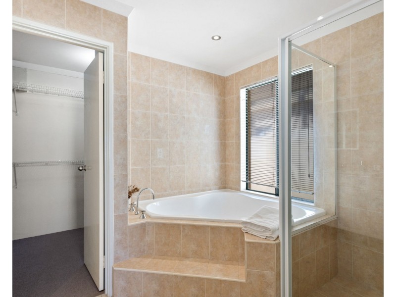 17 Halfpenny Chase, Iluka WA 6028