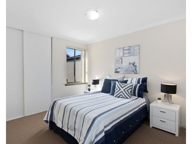 17 Halfpenny Chase, Iluka WA 6028