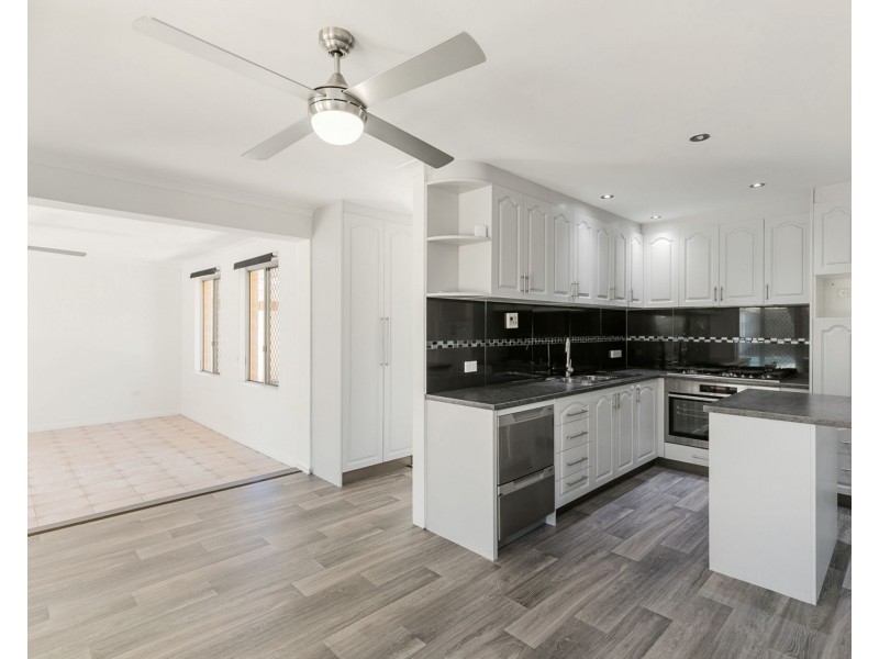 58 Cuthbertson Drive, Cooloongup WA 6168