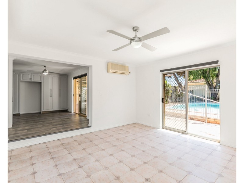 58 Cuthbertson Drive, Cooloongup WA 6168
