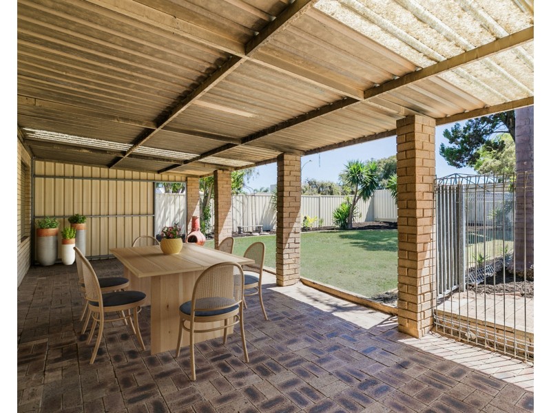 58 Cuthbertson Drive, Cooloongup WA 6168