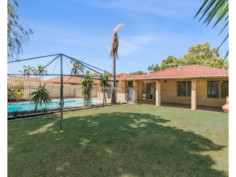 58 Cuthbertson Drive, Cooloongup WA 6168