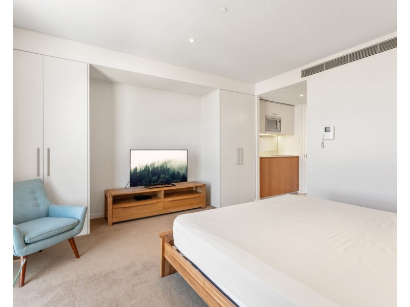 1904B/8 Adelaide Terrace, East Perth WA 6004