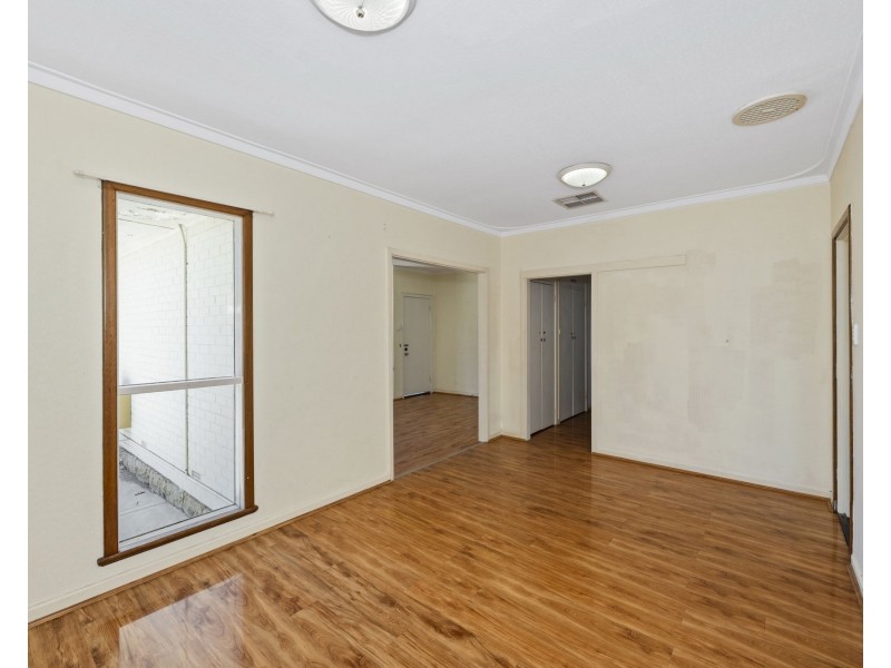 8 Centaurus Street, Rockingham WA 6168