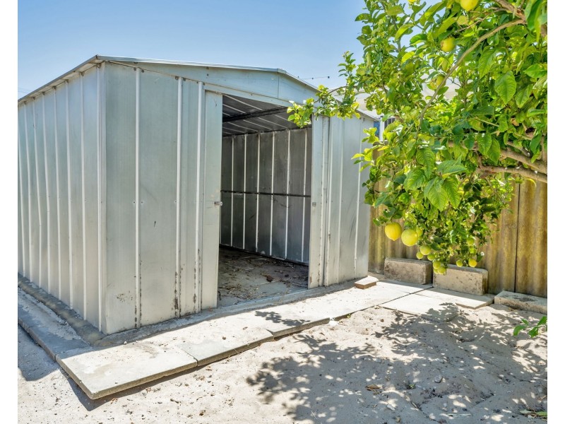8 Centaurus Street, Rockingham WA 6168