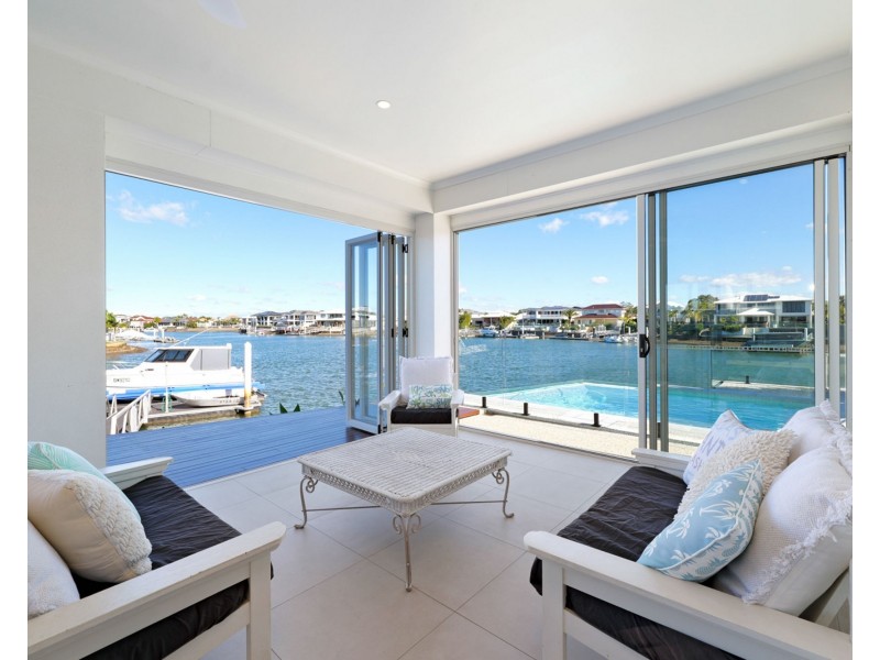 23 Sea Glint Place, Pelican Waters QLD 4551