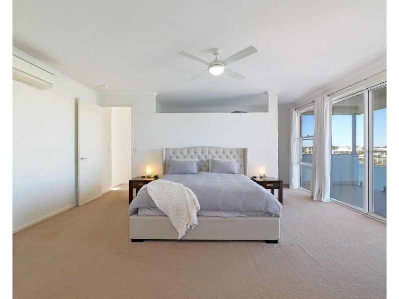 23 Sea Glint Place, Pelican Waters QLD 4551