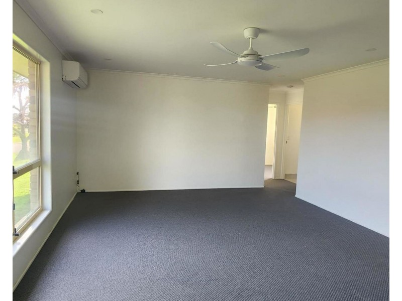 1 Majestic Place, Coral Cove QLD 4670