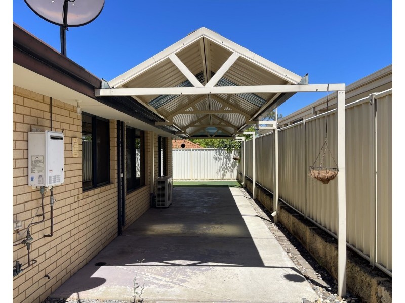 68a Calista Ave, Calista WA 6167