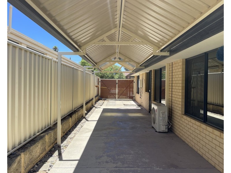 68a Calista Ave, Calista WA 6167