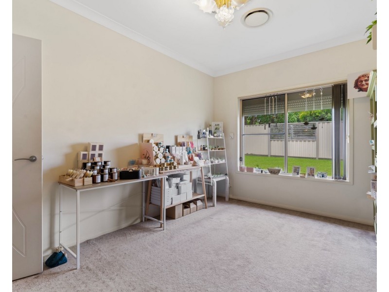 17 Wattle Grove Drive, Ningi QLD 4511