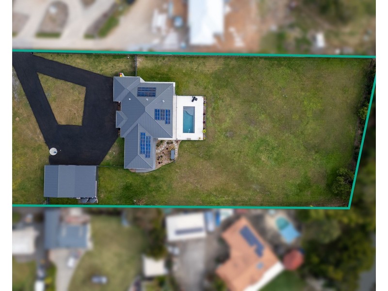 12 Farmhouse Lane, Landsborough QLD 4550