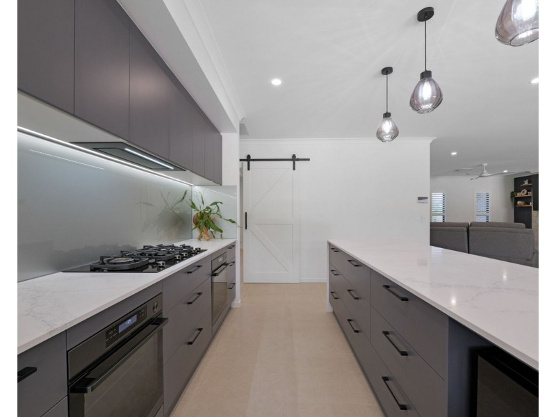 12 Farmhouse Lane, Landsborough QLD 4550