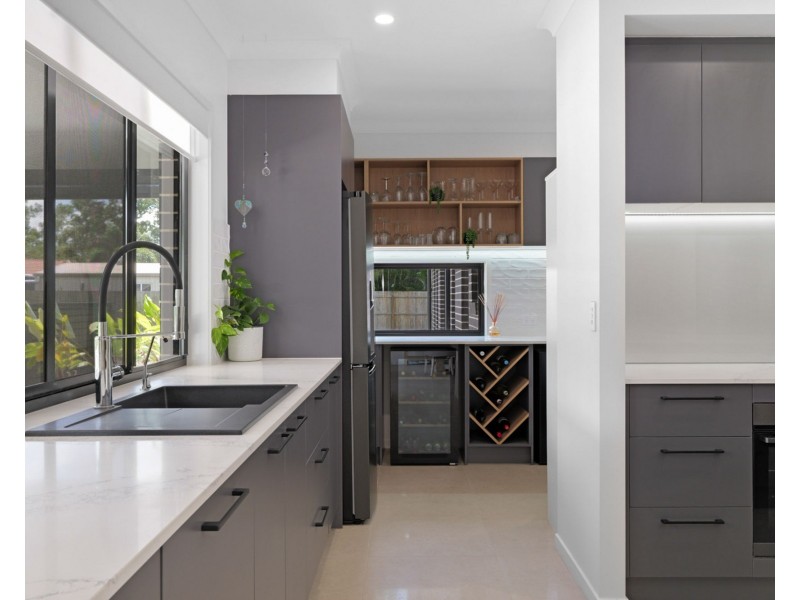 12 Farmhouse Lane, Landsborough QLD 4550