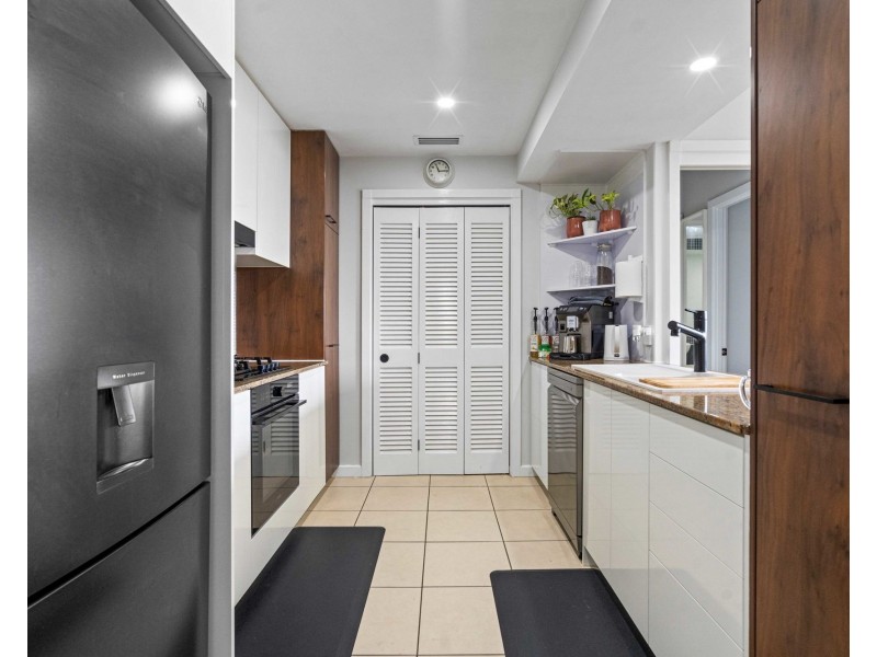 1703/141 Campbell Street, Bowen Hills QLD 4006