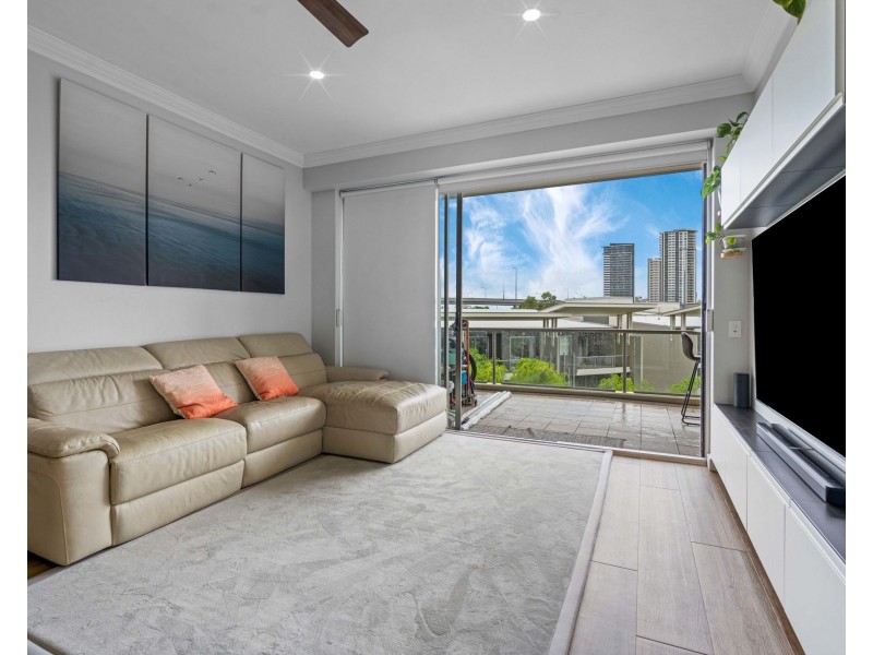 1703/141 Campbell Street, Bowen Hills QLD 4006